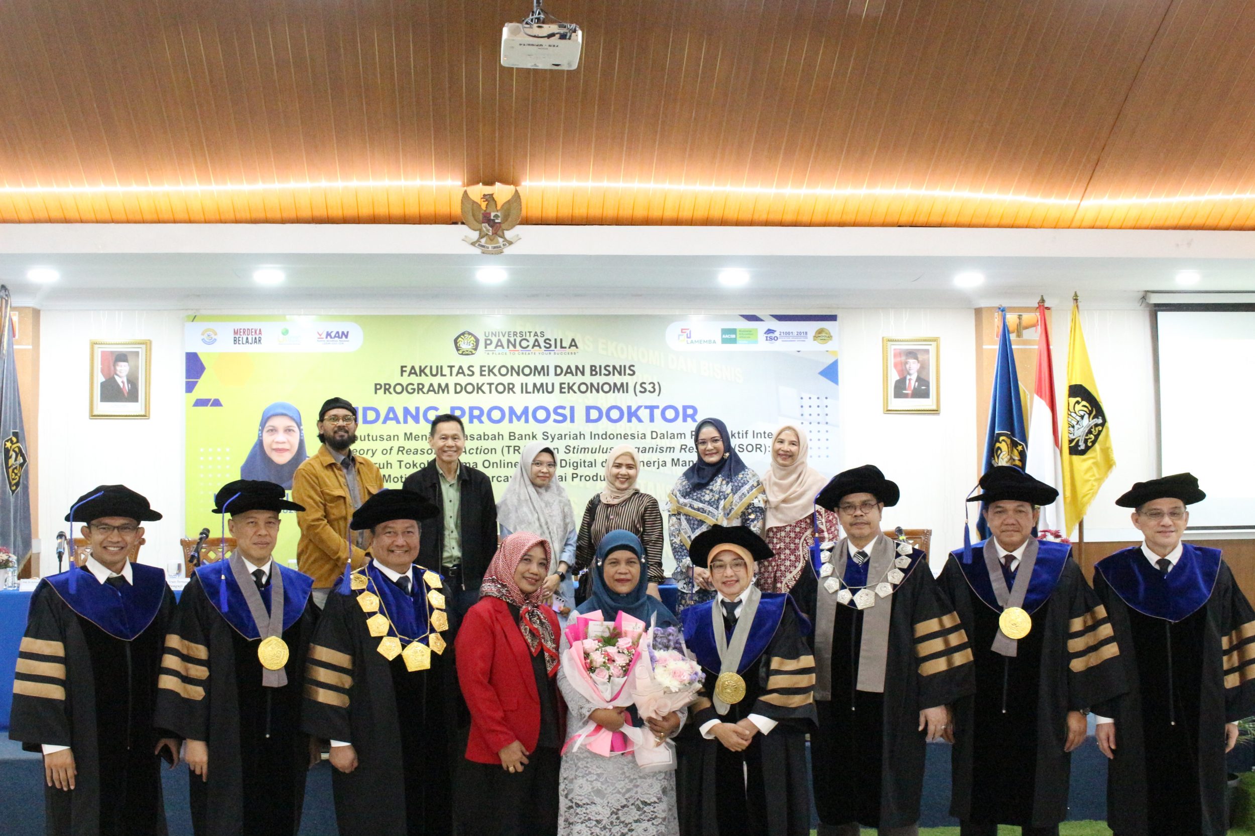 Sebuah Refleksi dari Perjalanan Akademik: Dr. Kurniawati Mulyanti, Dosen Manajemen Fakultas Ekonomi UNISMA Bekasi Raih Gelar Doktor