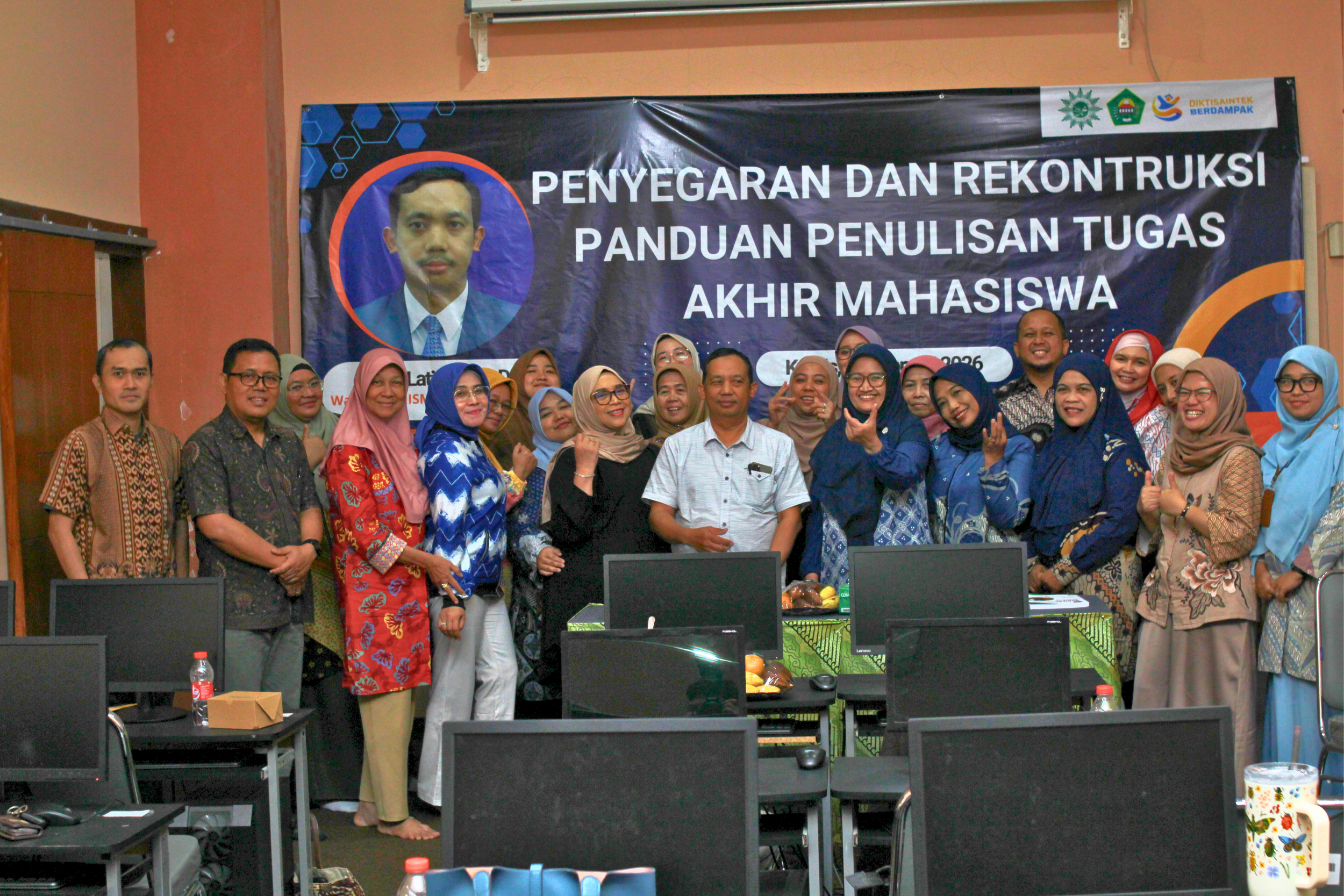 Wakil Rektor II UNISMA Bekasi: Bimbingan Efektif Kunci Skripsi Selesai Tepat Waktu